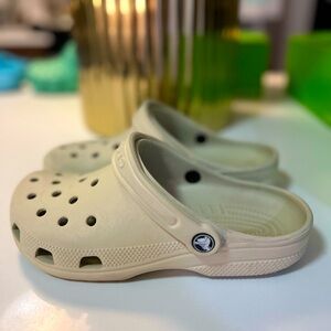 Crocs Gently worn/used - Size M6/W8